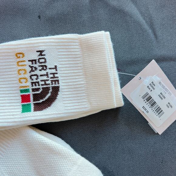 The North Face x Gucci Logo Socks - Picture 5 of 7